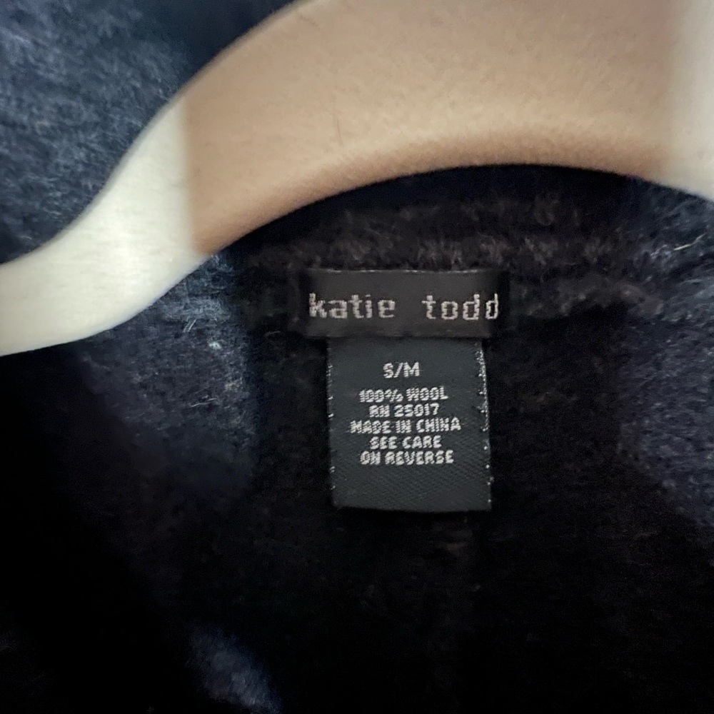 100% Wool Patchwork Cape - image 4